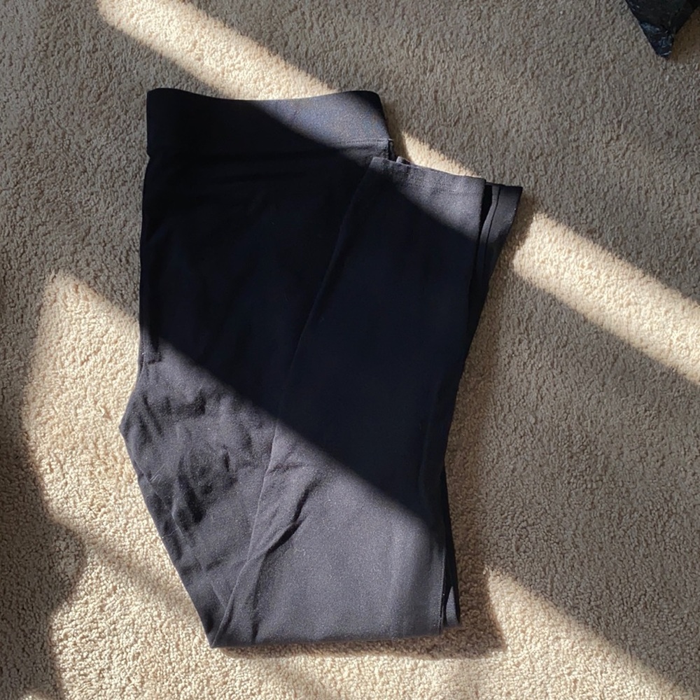 Black leggings